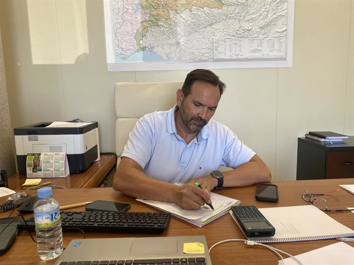 El director general de Regadíos e Infraestructuras Rurales, José Manuel Sánchez, en su despacho.