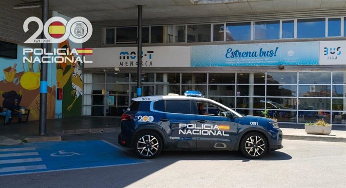 Archivo - Un coche de la Policía Nacional.