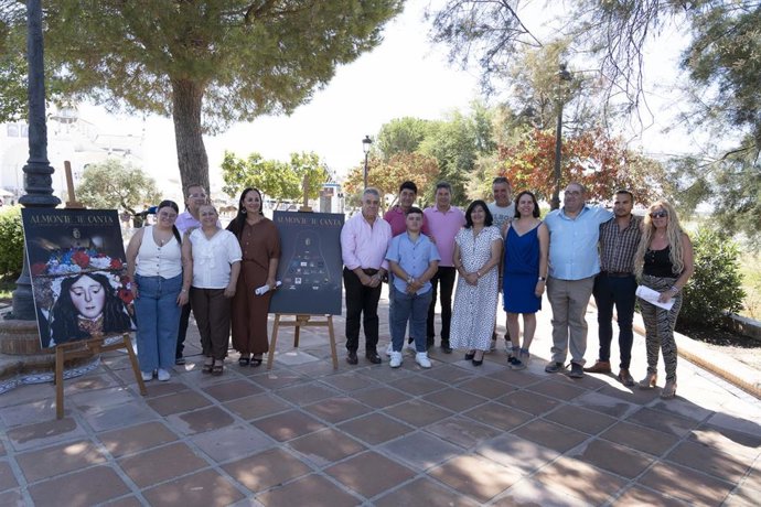 Presentación de 'Almonte te canta'.