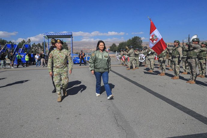 Perú.- Presidenta Keiko Fujimori arriba a Piura para supervisar limpieza y descolmatación de ríos