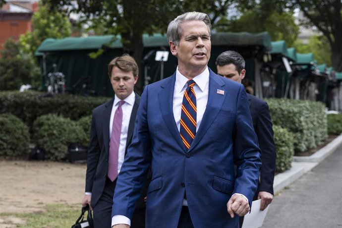 July 30, 2026, Washington, District Of Columbia, USA: United States Secretary of the Treasury Scott Bessent departs after participating in a TV interview outside the West Wing of the White House in Washington, DC, USA, 30 July 2026