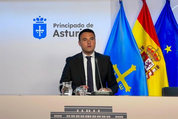 El portavoz del Gobierno asturiano, Guillermo Peláez, en la rueda de prensa posterior al Consejo de Gobierno a 13/07/26.