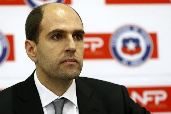 Conferencia de Prensa de Sergio jadue. El presidente de la ANFP, Sergio Jadue, anuncia una serie de medidas para combatir la violencia en los estadios durante una conferencia de prensa en la sede del fútbol profesional en Santiago,