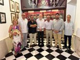 Foto: La Hermandad del Dolor y Sacrificio de El Puerto (Cádiz) abre sus puertas al arte de los Urban Sketchers con una muestra