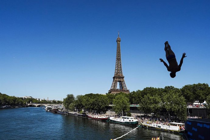 7 de agosto de 2026, Paris, França: Salto de altura masculino, Carlos Javier GIMENO MARTINEZ, da Espanha, no Campeonato Europeu de Esportes Aquáticos de Paris 2026, em Paris, em 7 de agosto de 2026. (Foto de Gian Mattia D'Alberto/LaPresse)
