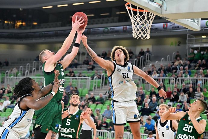 Archivo - Zacharie Perrin, durante un partido.