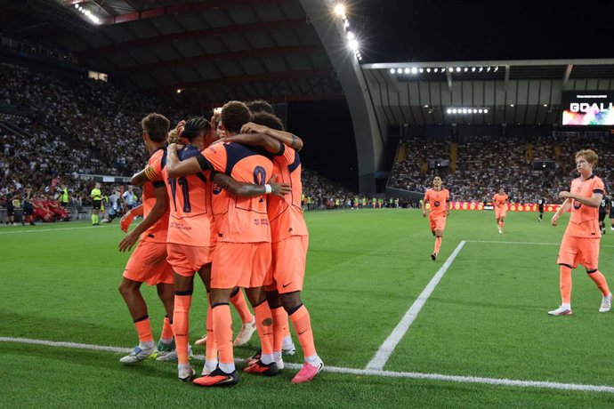 FC Barcelona x Nottingham Forest, no Estádio Bluenergy, em Udine