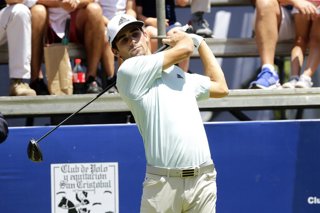 Chile.- Joaquín Niemann trata de salvar el honor en el LIV Golf de Reino Unido