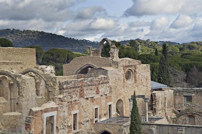 Archivo - Monasterio Santa María la Real de Valdiglesias en Pelayos de la Presa