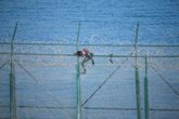 Foto: De las concertinas a los centros de retorno: Cómo Europa ha endurecido su política migratoria en la última década