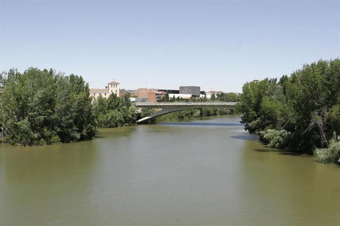 Archivo - Río Pisuerga