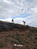 Extinguido el incendio de Ezcaray que ha calcinado 0,75 hectáreas