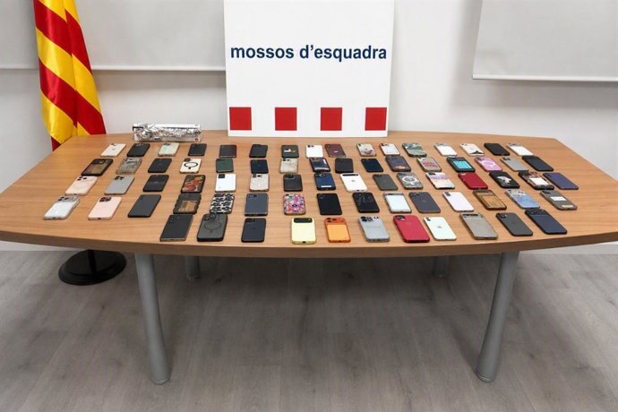 Telèfons recuperats pels Mossos d'Esquadra durant el dispositiu del festival Brunch Electronik