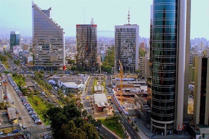 Archivo - Perú.- IPE: Deberíamos sentar las bases para crecer a tasas superiores a partir del 2027