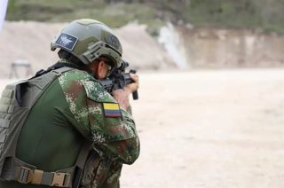 Archivo - Un militar del Ejército de Colombia. Imagen de archivo