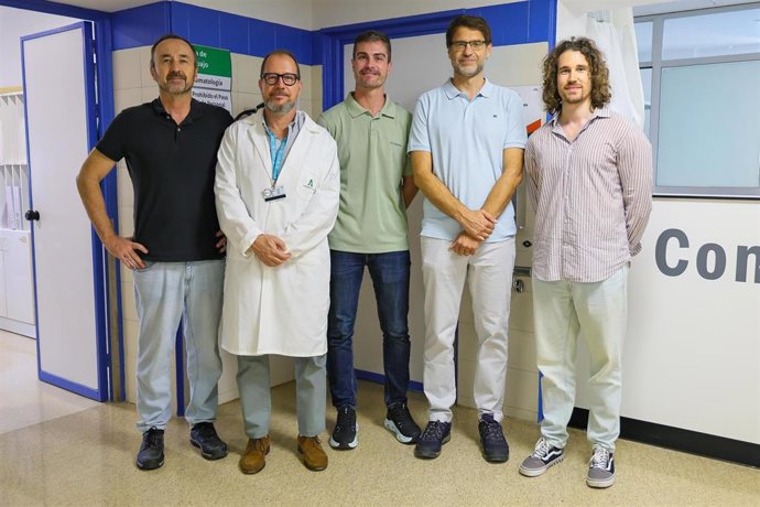 El Regional de Málaga desarrolla una tecnología para prevenir infecciones en prótesis óseas