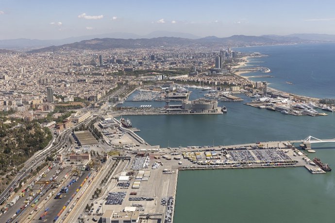 Panoràmica del Port de Barcelona