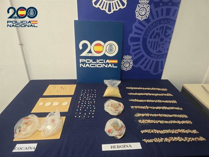 Droga incautada en los barrios de Barranco Grande en Santa Cruz de Tenerife y Taco en La Laguna
