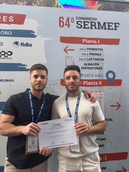 Imagen de los premiados Enrique Vargas Escobar y Mario Ginel.