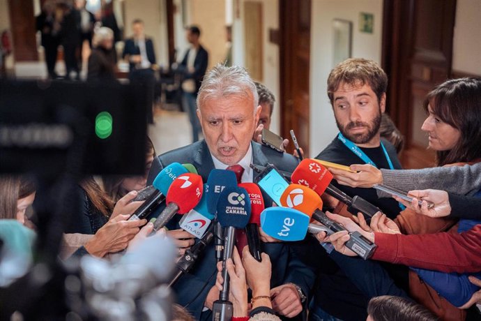 Archivo - El ministro de Política Territorial y Memoria Democrática, Ángel Victor Torres
