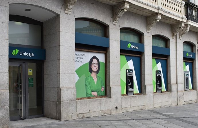 Oficina del la entidad bancaria Unicaja en una imagen de archivo