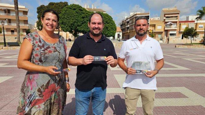 Los Alcázares repartirá gafas homologadas e información para observar con seguridad el eclipse solar