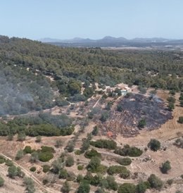 Un incendio forestal en Sant Joan quema 0,75 hectáreas de vegetación
