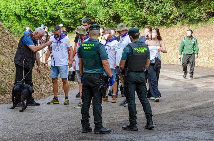 Rescatados dos montañeros franceses en Picos de Europa tras no poder continuar uno de ellos la ruta