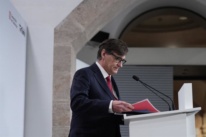 El presidente de la Generalitat de Catalunya, Salvador Illa, durante una rueda de prensa, en  el Palau de la Generalitat, a 31 de julio de 2026, en Barcelona, Catalunya (España). Illa ha hecho balance del curso político antes de las vacaciones estivales.
