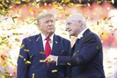 Foto: Trump avisa de un "terrible error" si la FIFA sustituye a Infantino
