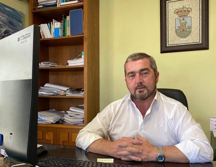 Archivo - El alcalde de Aznalcóllar, Juan José Fernández. Imagen de archivo