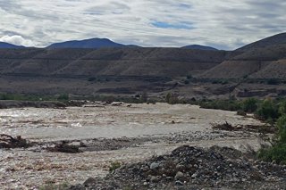 Vallenar 21 de julio 2026. Vista general del puente Maitencillo del Río Huasco de Vallenar en medio de la emergencia por el sistema frontal. Claudio Lopez/Aton Chile