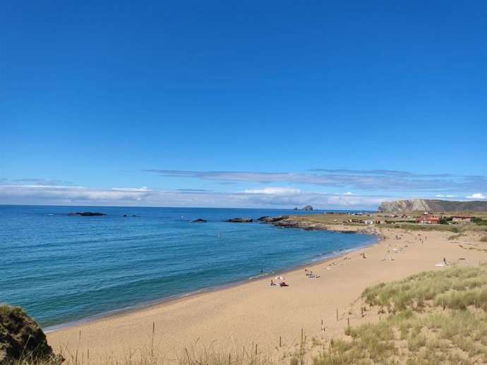 Archivo - Playa de Verdicio.
