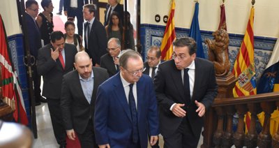 Albares informa de 164 españoles en paradero desconocido en Colombia, pero sin constancia de heridos o fallecidos