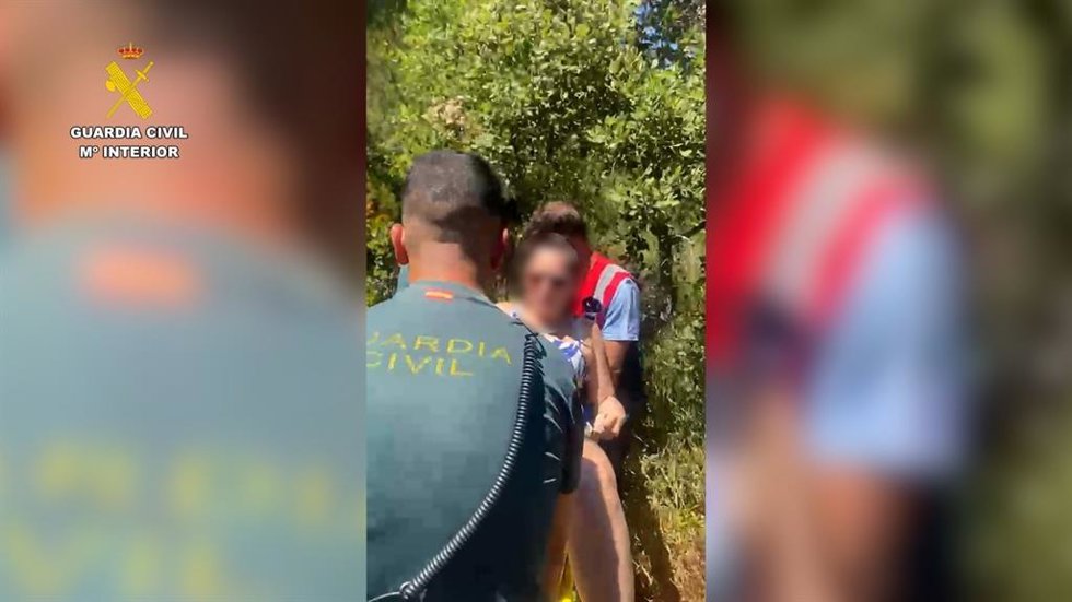 Senderista auxiliada por la Guardia Civil en Cortelazor.