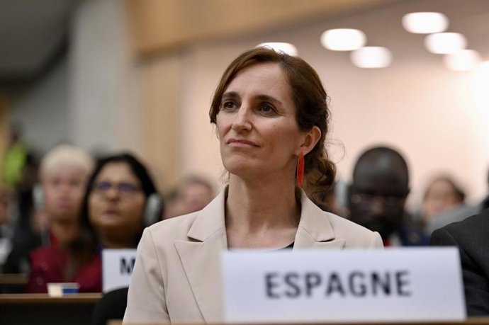 Archivo - Imagen de archivo de la ministra de Sanidad, Mónica García, en el pleno de la Asamblea Mundial de la Salud celebrado en Ginebra (Suiza).