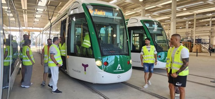Formación práctica de los futuros conductores del tranvía de Jaén