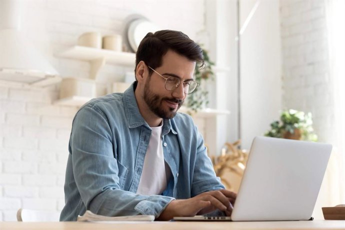 Booster recuerda que la formación en IA para empleados debe ser personalizada y adaptada a necesidades