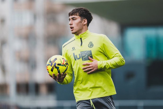 Archivo - Arquivo - Jorge Salinas, jogador do Racing, convocado para a Seleção Espanhola Sub-19