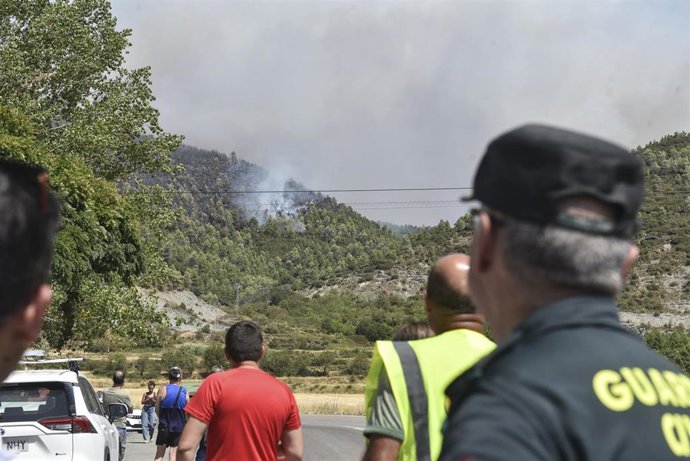 Vista del incendio de Las Peñas de Riglos, en la provincia de Huesca.