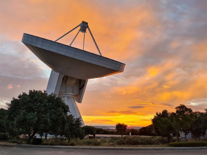 Transportes Participa En El Hallazgo Del Primer Azúcar En El Medio Interestelar Con El Radiotelescopio De 40 Metros Del Ign En El Observatorio De Yebes
