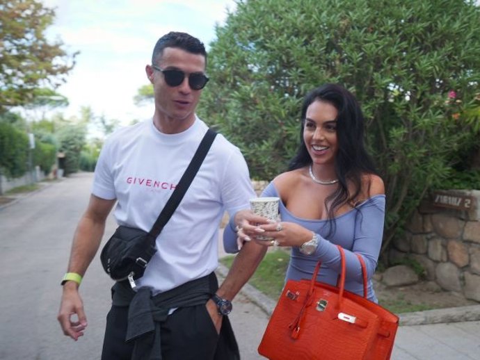 Archivo - Cristiano Ronaldo y Georgina Rodríguez durante la grabación del documental de la empresaria