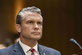  Pete Hegseth 