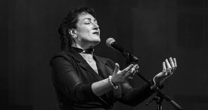 Séverine Toffano en Tributo a Edith Piaf