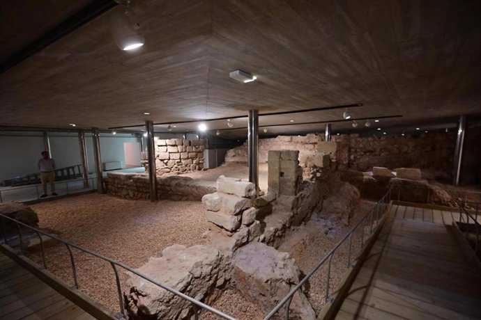 El Consell exige al Gobierno de España que desbloquee la museización de las salas de arqueología del Museo de Mallorca.