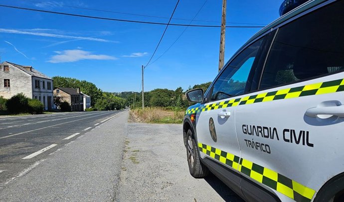 Archivo - Jaén.-Sucesos.-AMP.- Un muerto y un herido tras volcar una furgoneta en la A-44 a la altura de Campillo de Arenas 