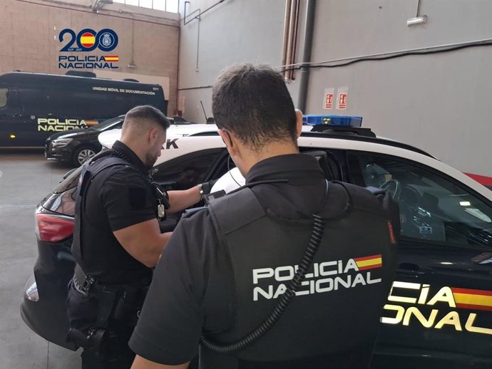 Agentes de la Policía Nacional.