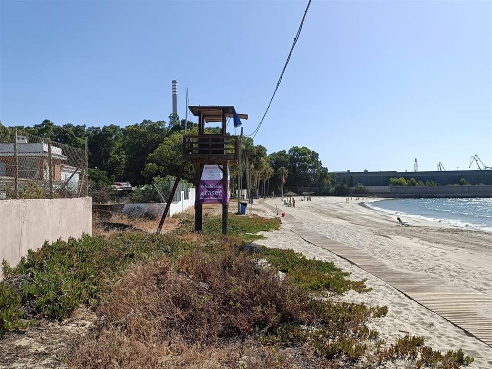 Archivo - Playa de Palmones.