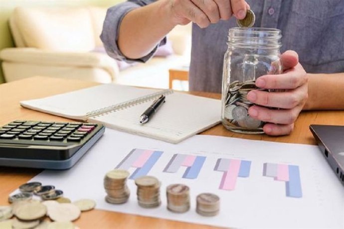 Archivo - Perú.- Día del Padre: crece búsqueda de protección financiera para asegurar futuro de hijos