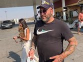 Foto: Kiko Rivera sorprende por la normalidad con la que vuelve a caminar en su reaparición tras su ictus